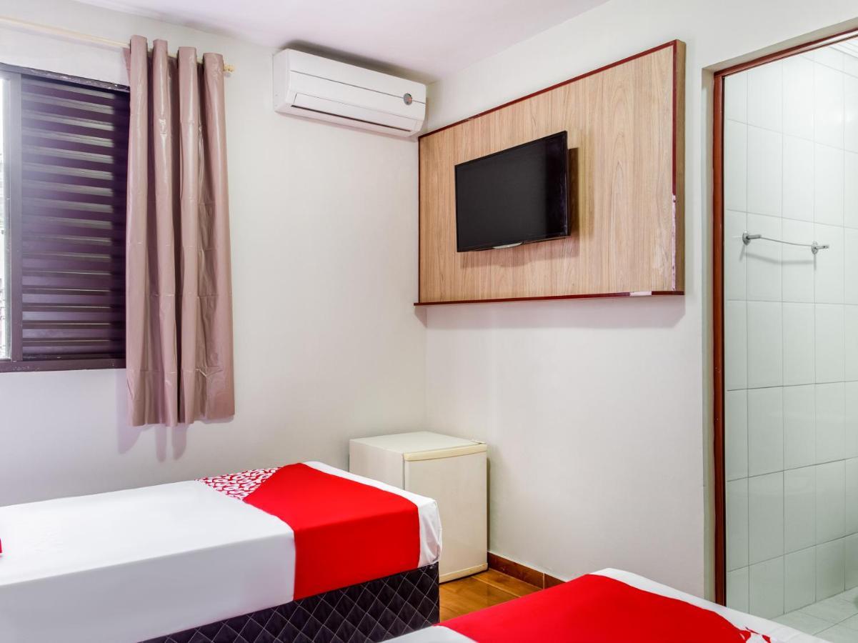 Oyo Hotel Lisboa, São José dos Campos Eksteriør bilde
